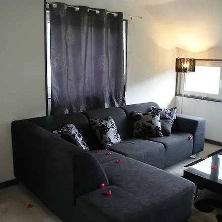 Duplex 4 Personnes Jacuzzi Stavelot