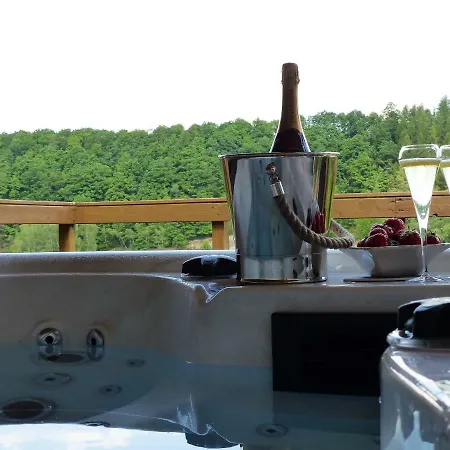 Duplex 4 Personnes Jacuzzi *